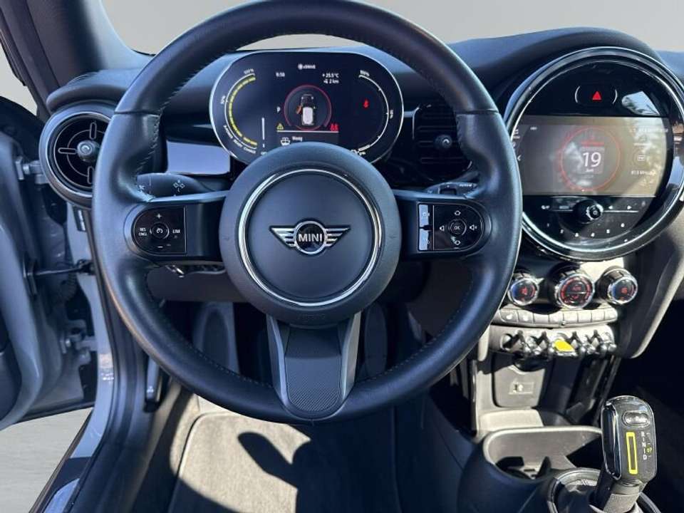 MINI Cooper SE - Imagem 13