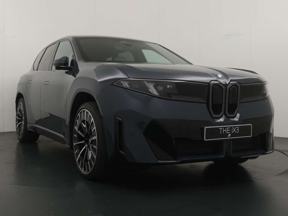 BMW iX3 - Imagem 7