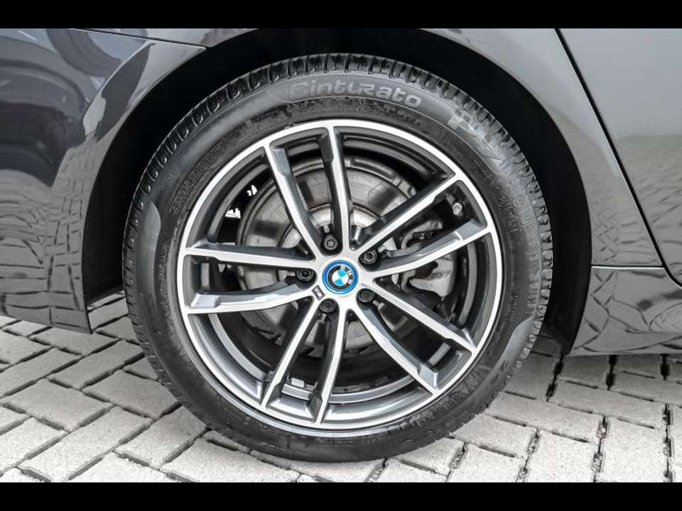 BMW 530 - Imagem 8