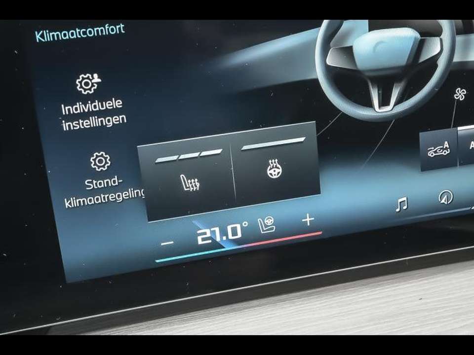BMW i4 - Imagem 13