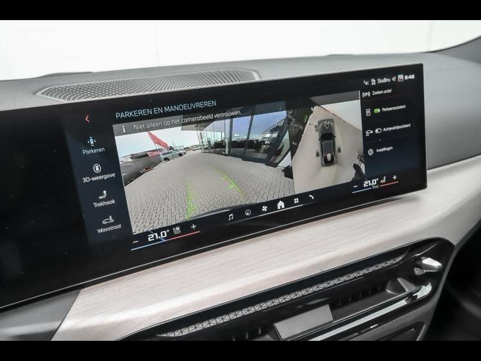 BMW i4 - Imagem 15