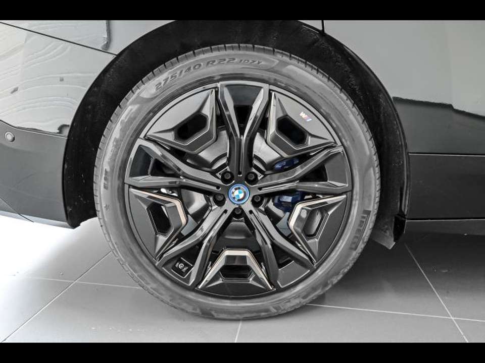 BMW iX - Imagem 6