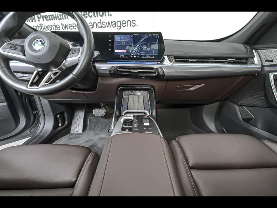 BMW iX1 - Imagem 7