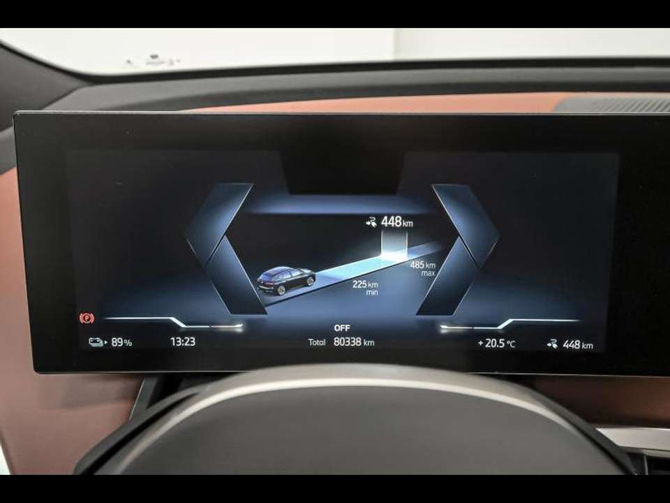 BMW iX - Imagem 10