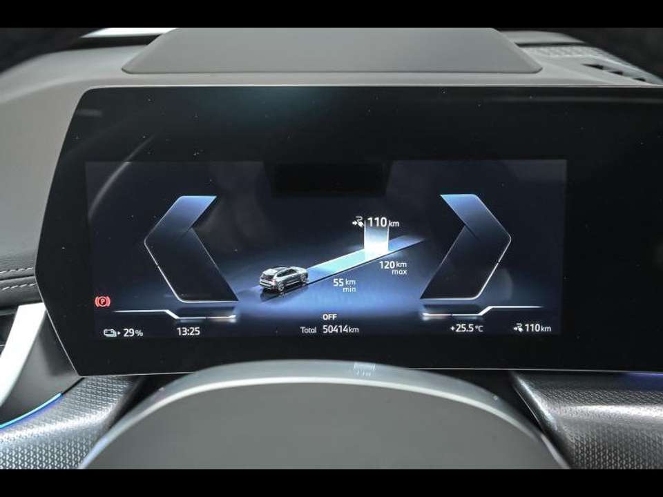 BMW iX1 - Imagem 10