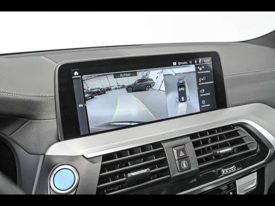 BMW iX3 - Imagem 15