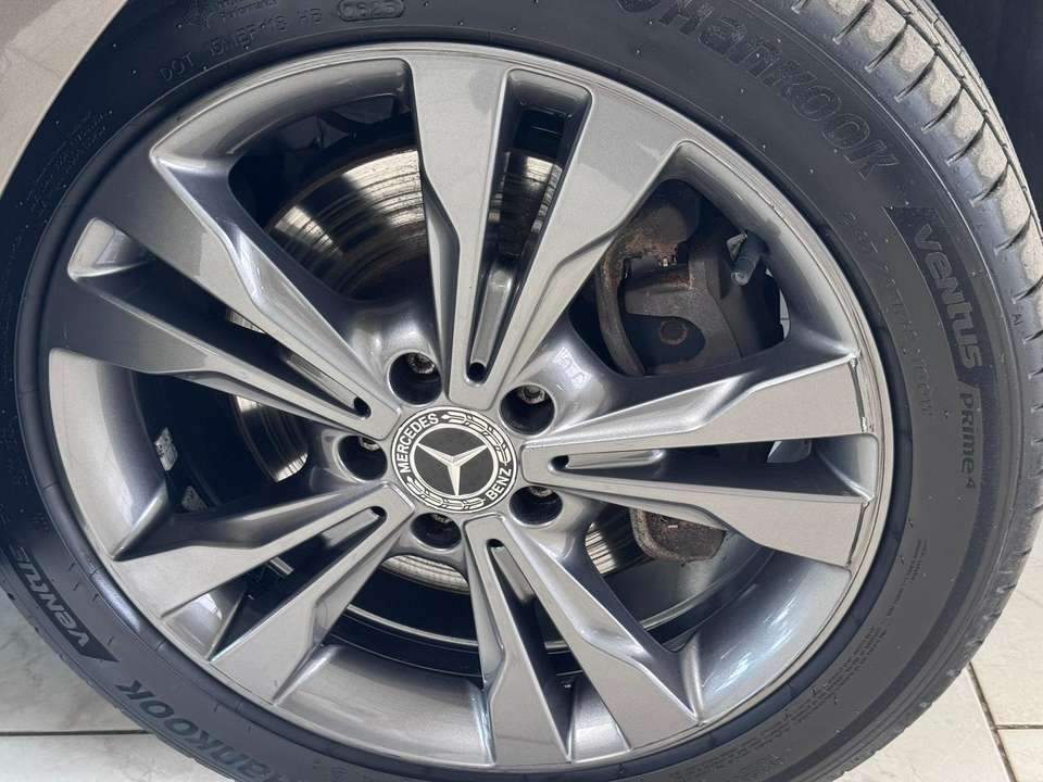 Mercedes-Benz V 250 - Imagem 3