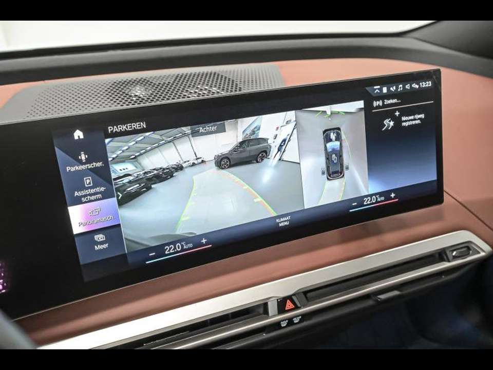 BMW iX - Imagem 15