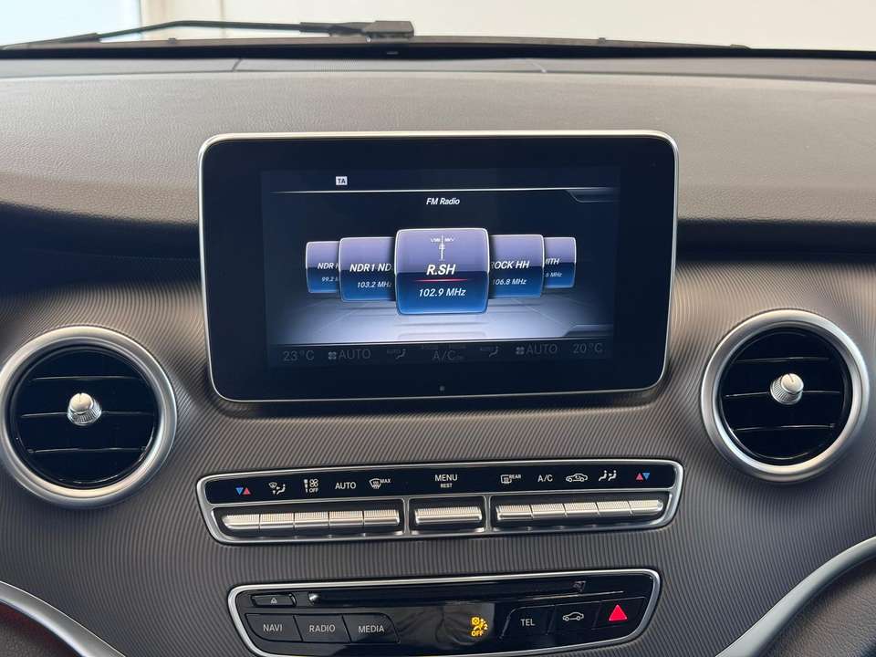 Mercedes-Benz V 250 - Imagem 11