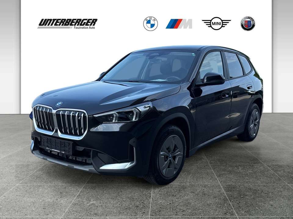 BMW iX1 - Imagem 1