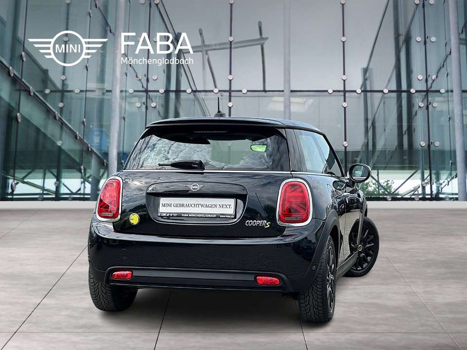 MINI Cooper SE - Imagem 2