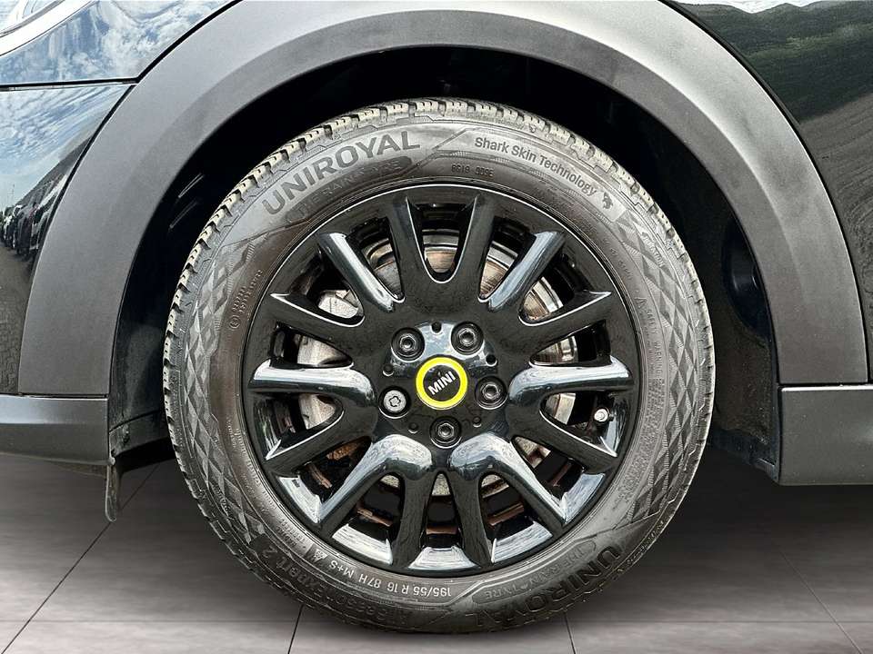 MINI Cooper SE - Imagem 6