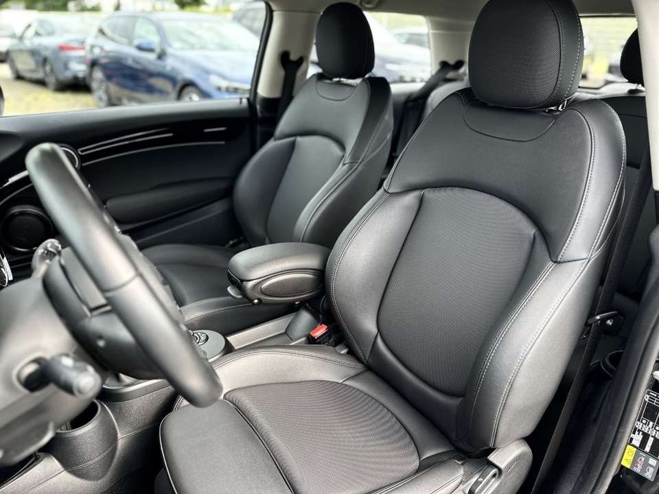 MINI Cooper SE - Imagem 11