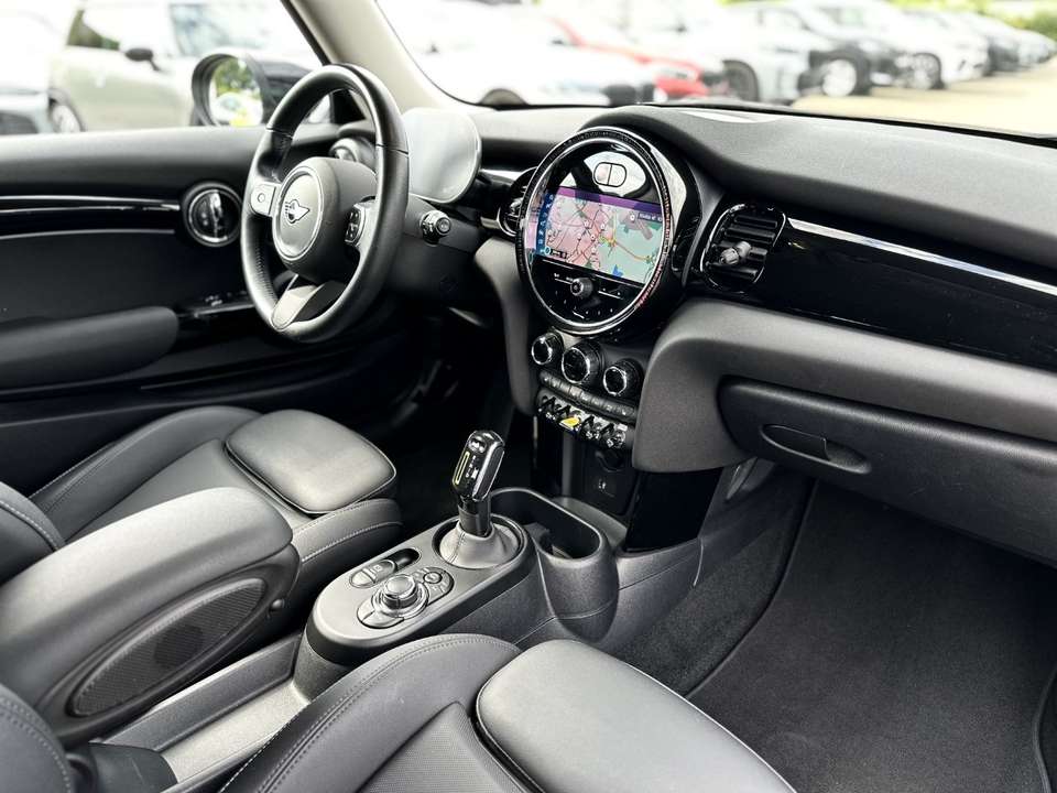 MINI Cooper SE - Imagem 14