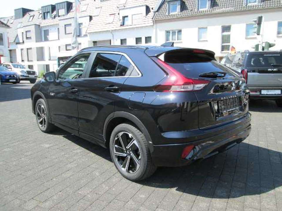 Mitsubishi Eclipse Cross - Imagem 8