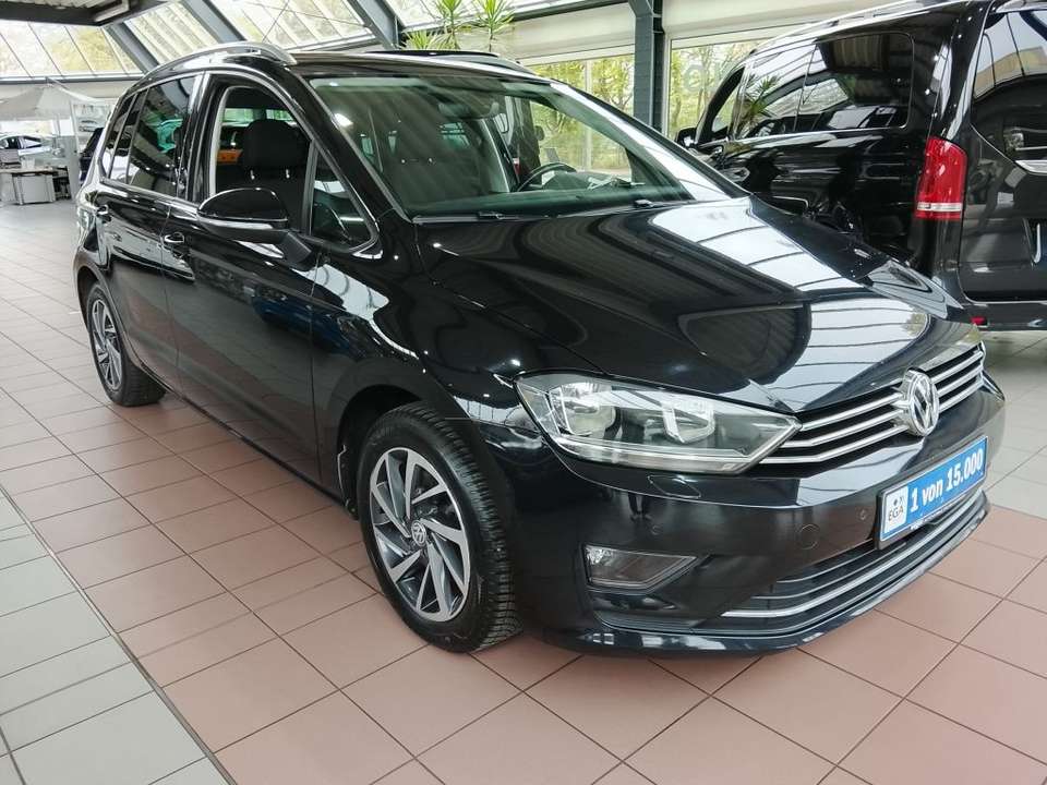 Volkswagen Golf Sportsvan - Imagem 2