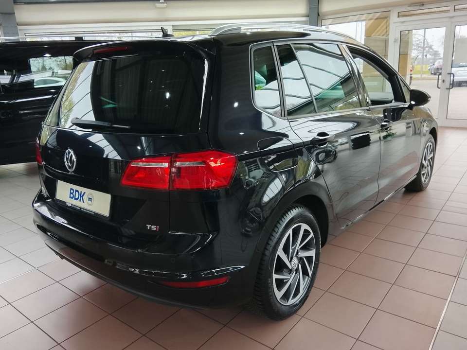 Volkswagen Golf Sportsvan - Imagem 6
