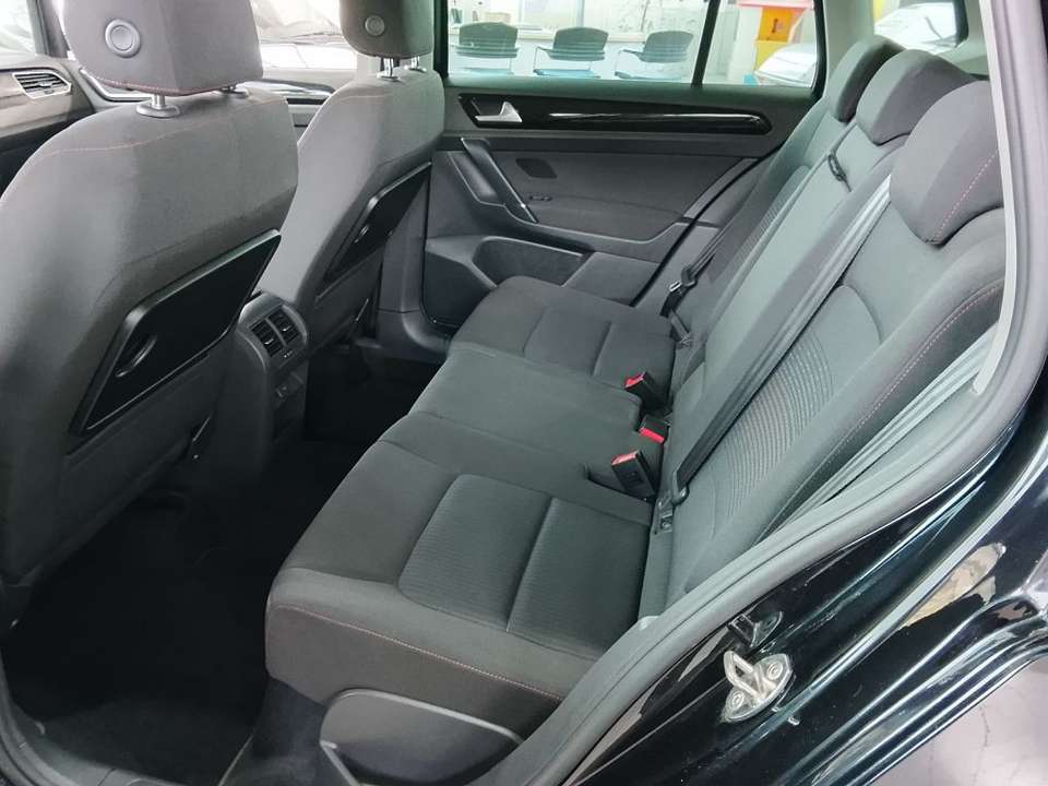 Volkswagen Golf Sportsvan - Imagem 10