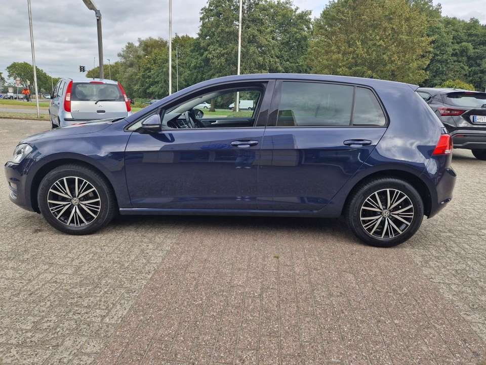 Volkswagen Golf - Imagem 6