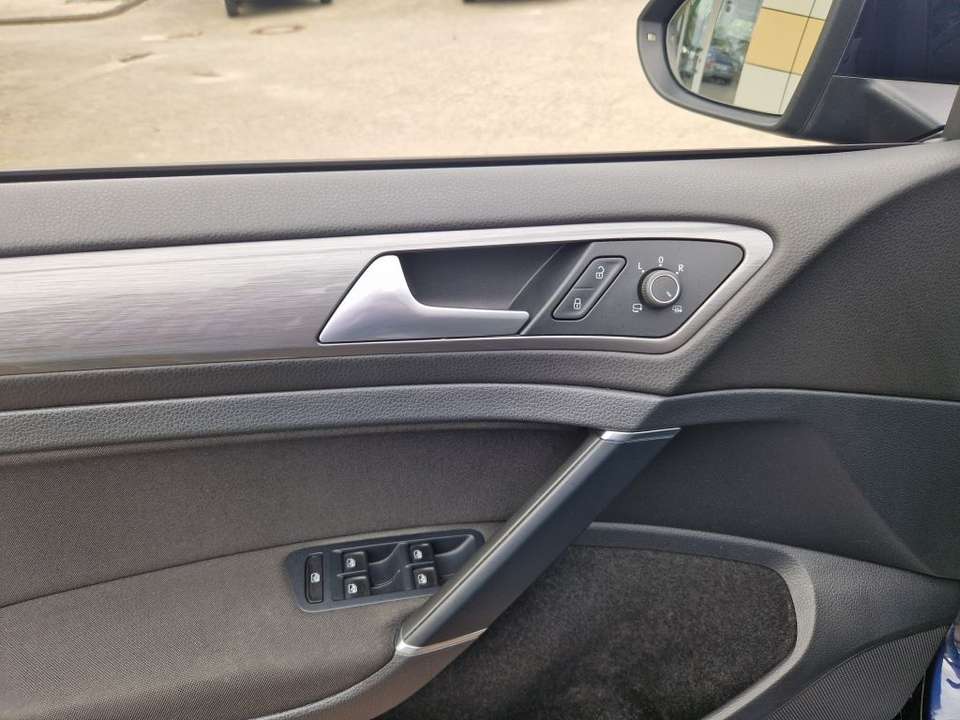 Volkswagen Golf - Imagem 8