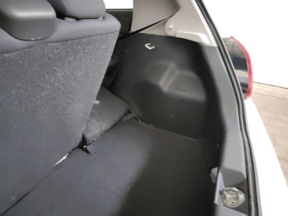 Mitsubishi Space Star - Imagem 8