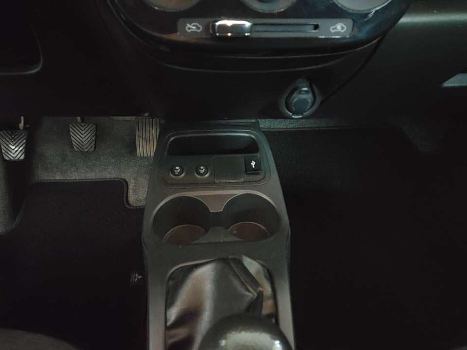 Mitsubishi Space Star - Imagem 11