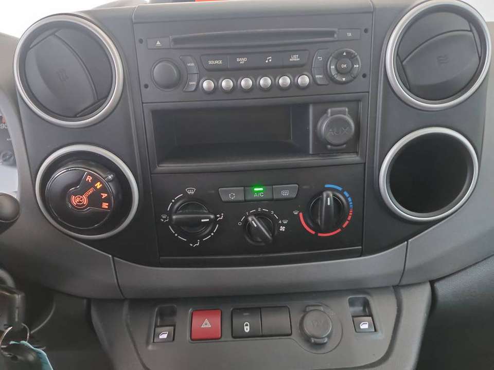Peugeot Partner - Imagem 12