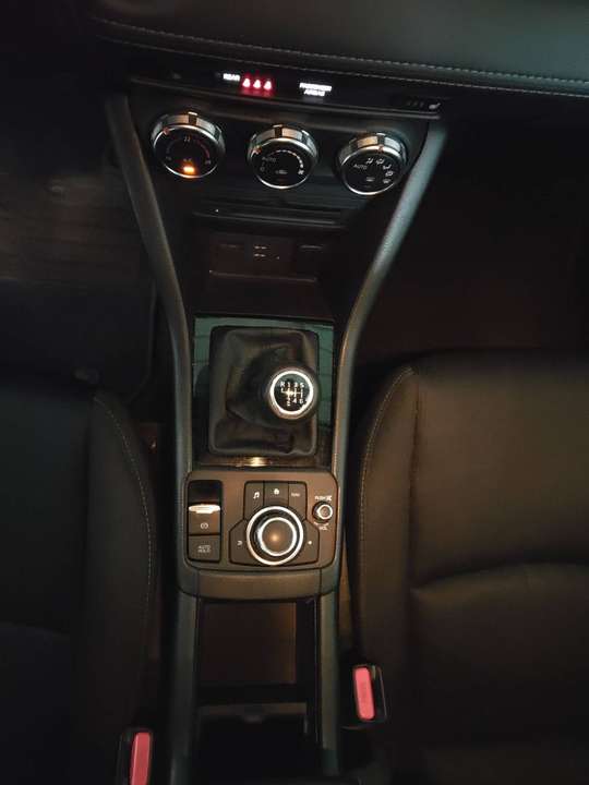 Mazda CX-3 - Imagem 12