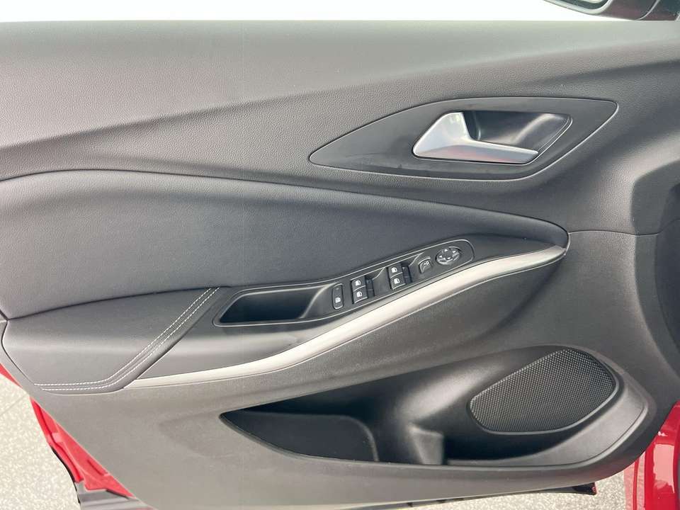 Opel Grandland - Imagem 11