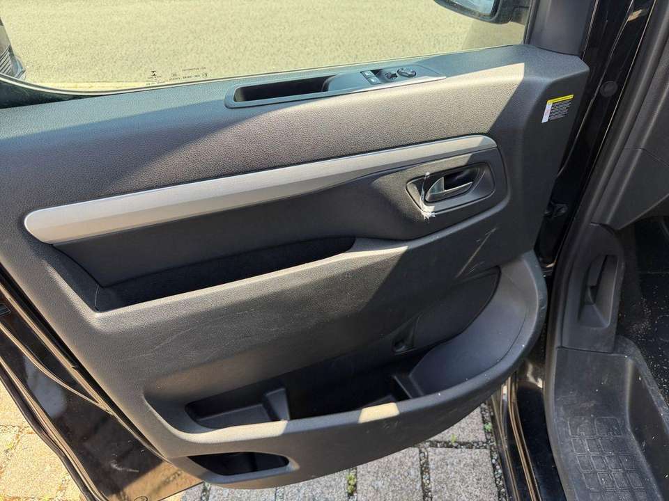 Opel Zafira Life - Imagem 14