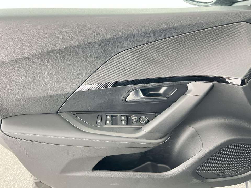 Peugeot 2008 - Imagem 11