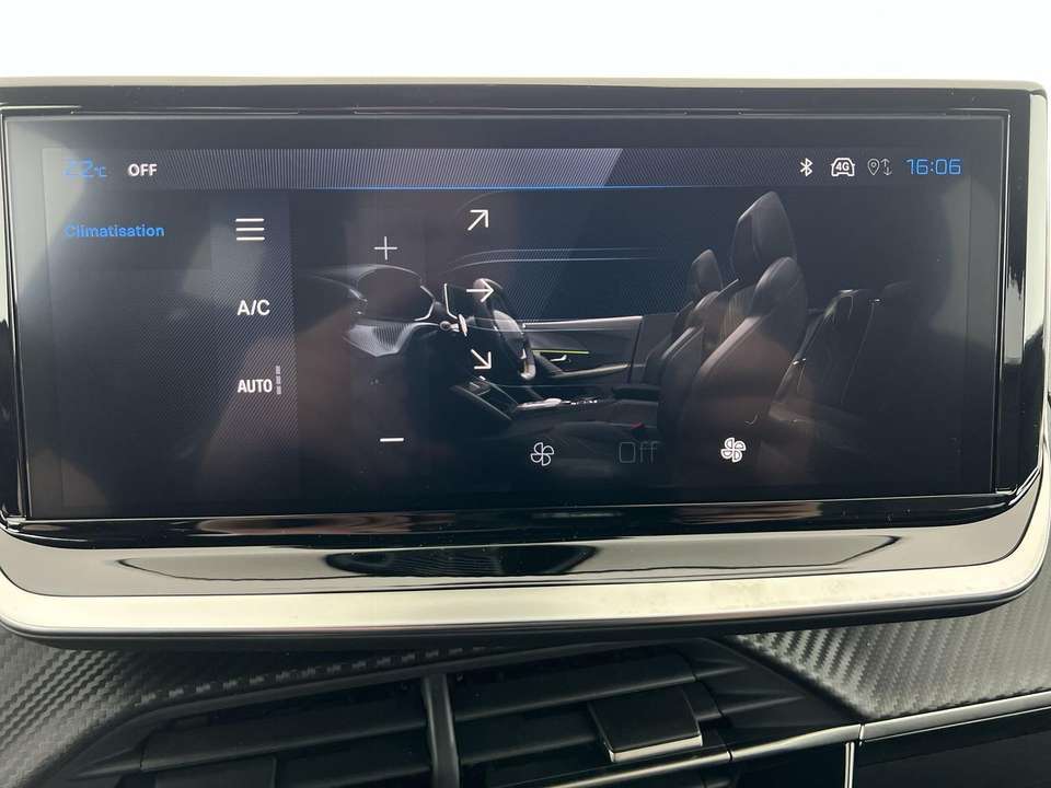 Peugeot 2008 - Imagem 12