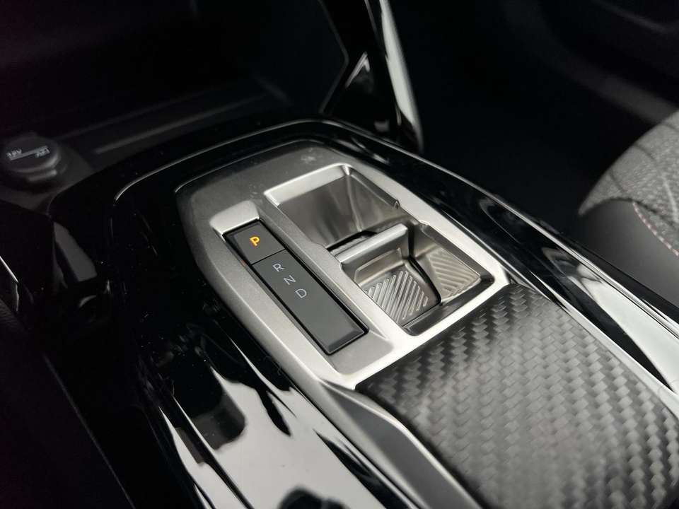 Peugeot 2008 - Imagem 13