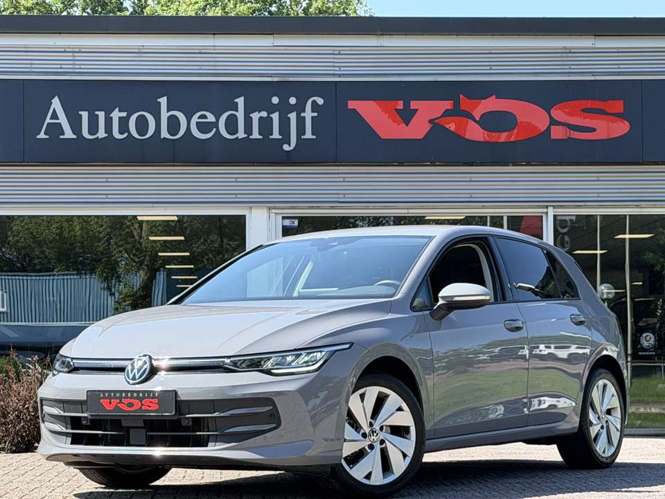 Volkswagen Golf - Imagem 1
