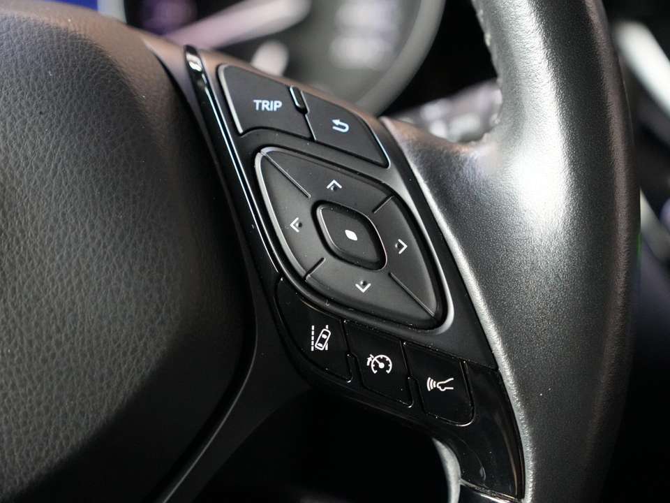 Toyota C-HR - Imagem 16