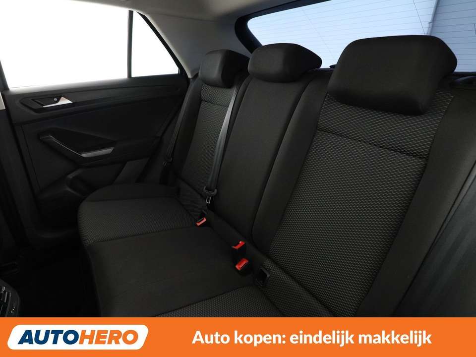 Volkswagen T-Roc - Imagem 14