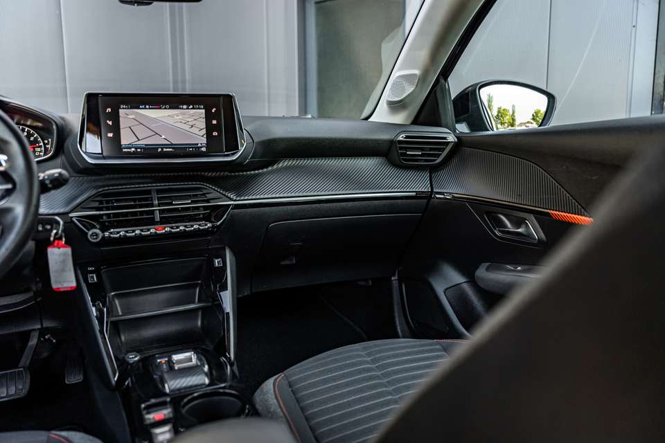 Peugeot 208 - Imagem 18