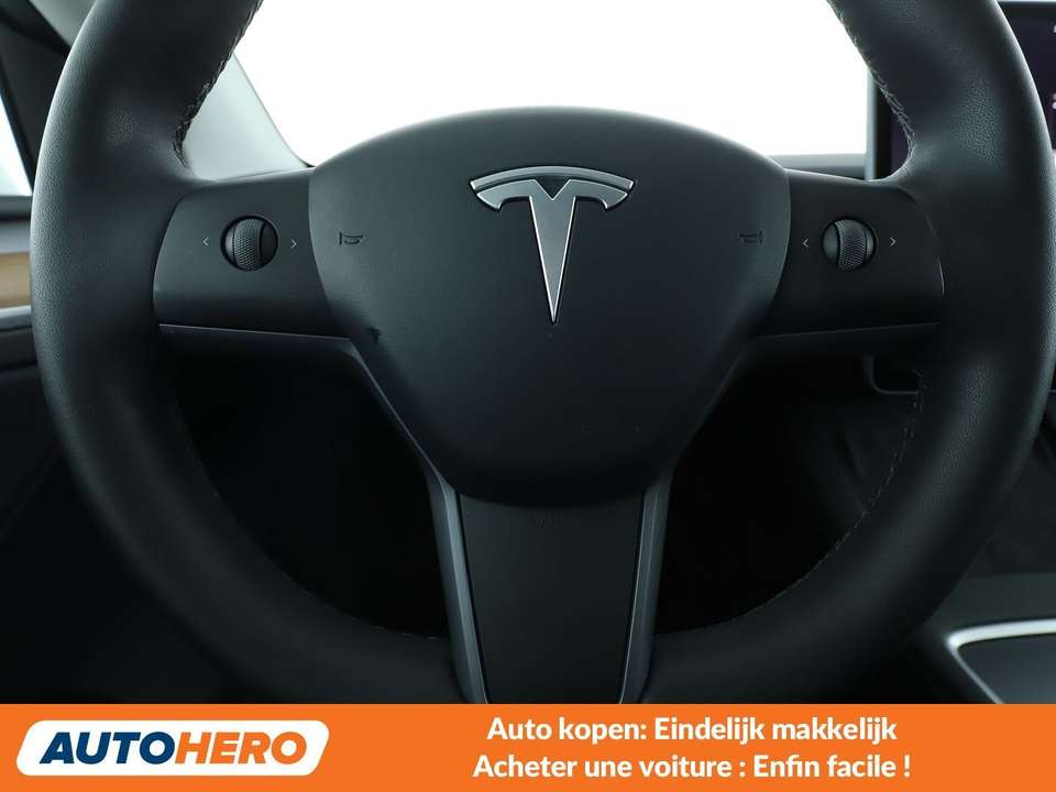 Tesla Model Y - Imagem 5