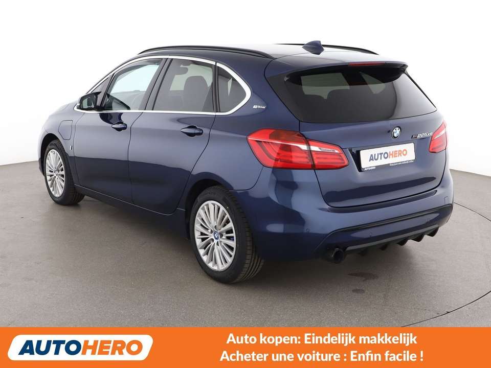 BMW 225 - Imagem 4