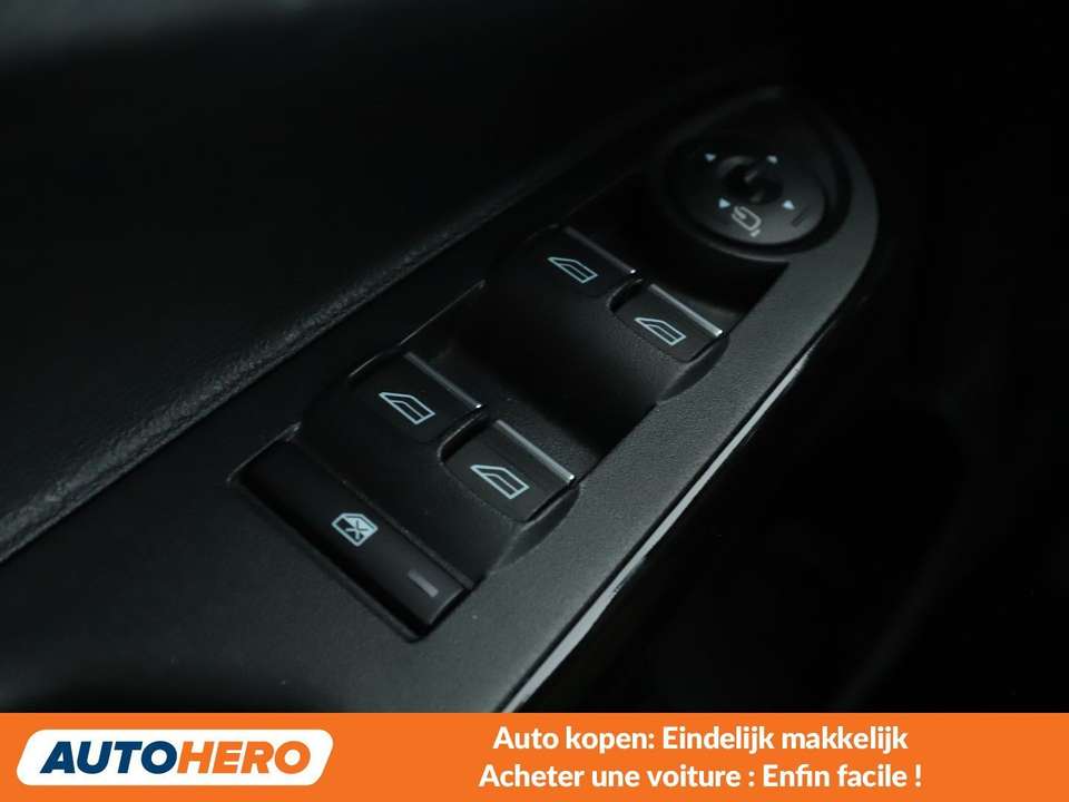 Ford B-Max - Imagem 13