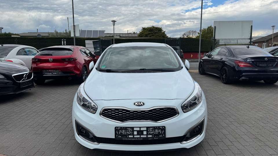 Kia ProCeed / pro_cee'd - Imagem 3