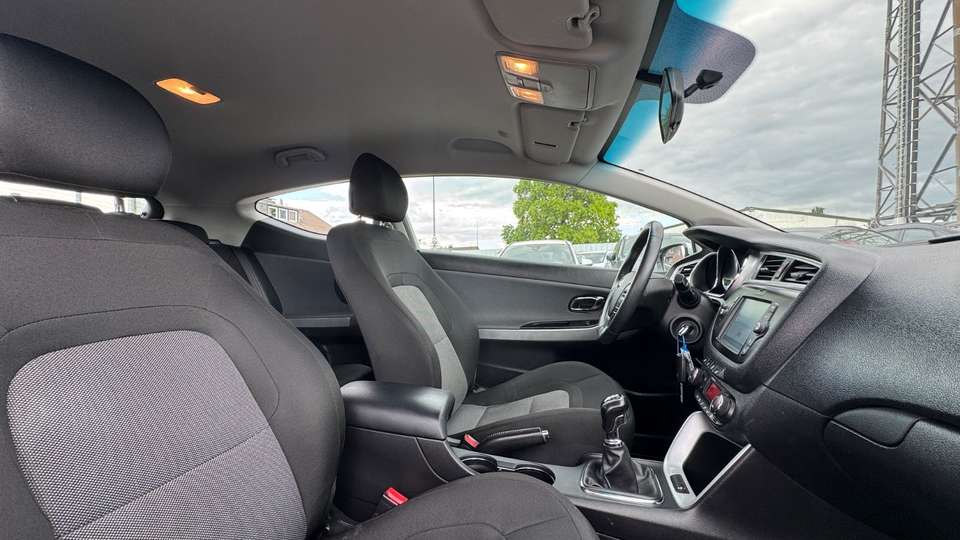 Kia ProCeed / pro_cee'd - Imagem 14