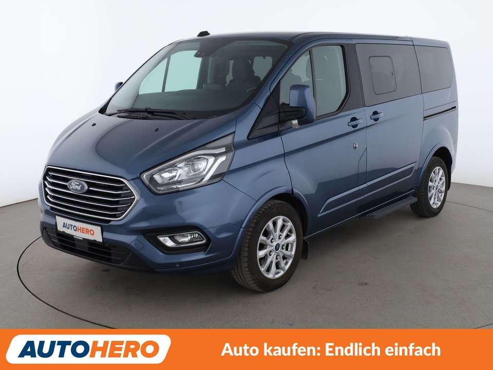 Ford Tourneo Custom - Imagem 1