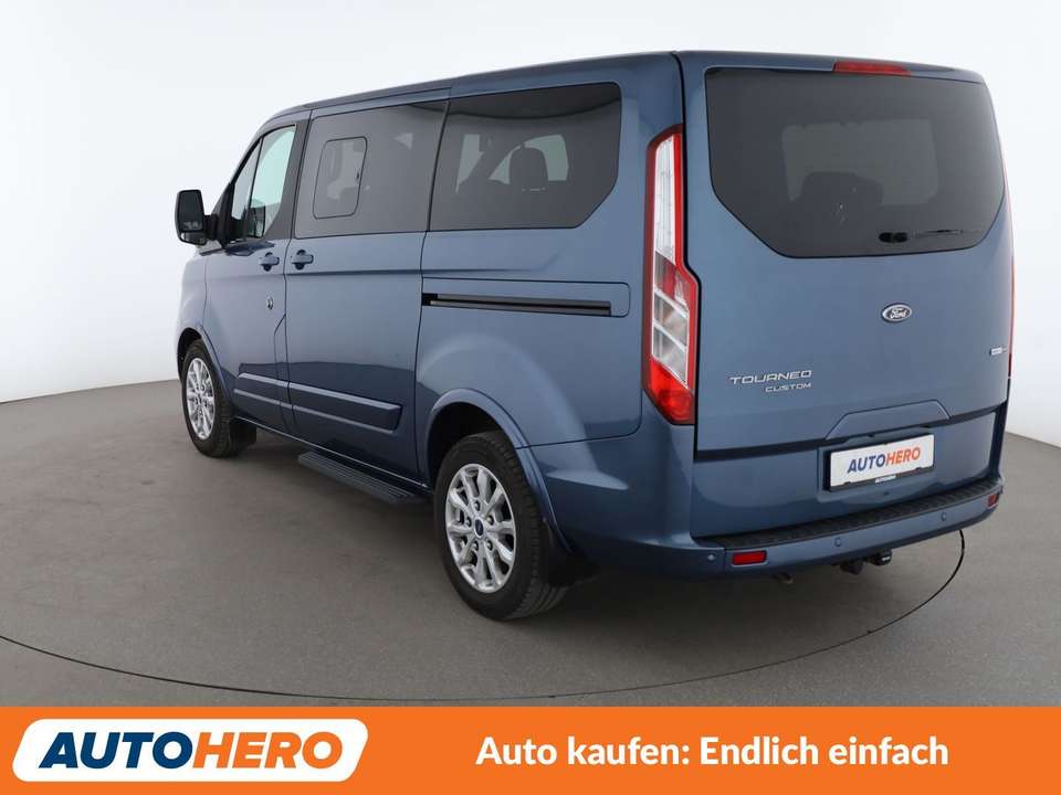 Ford Tourneo Custom - Imagem 4