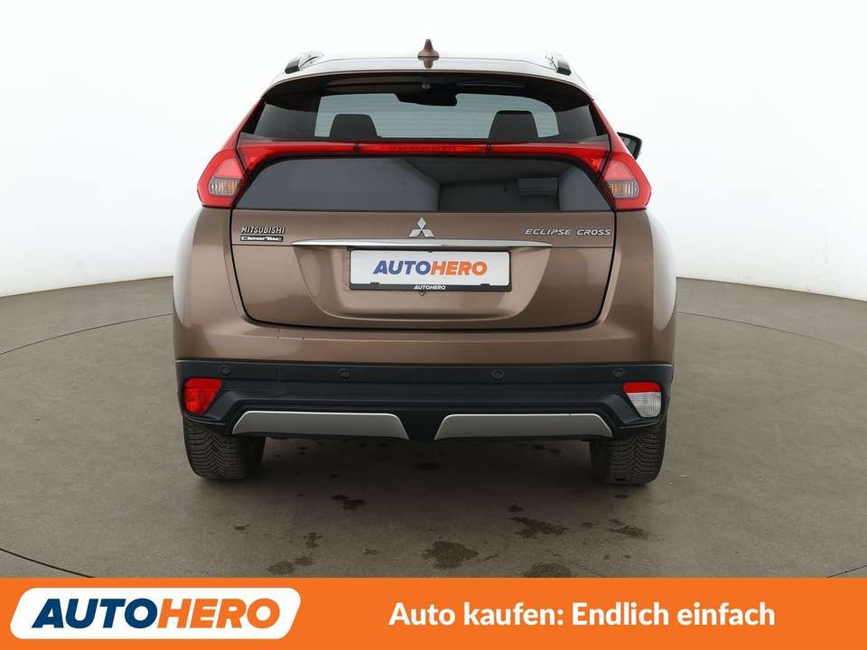 Mitsubishi Eclipse Cross - Imagem 5