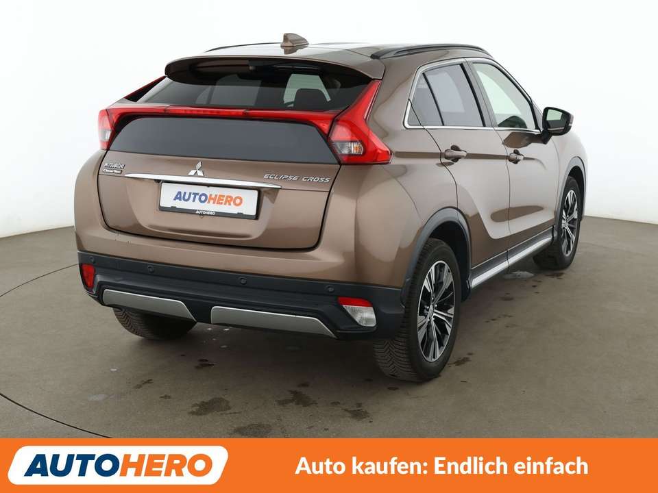 Mitsubishi Eclipse Cross - Imagem 6