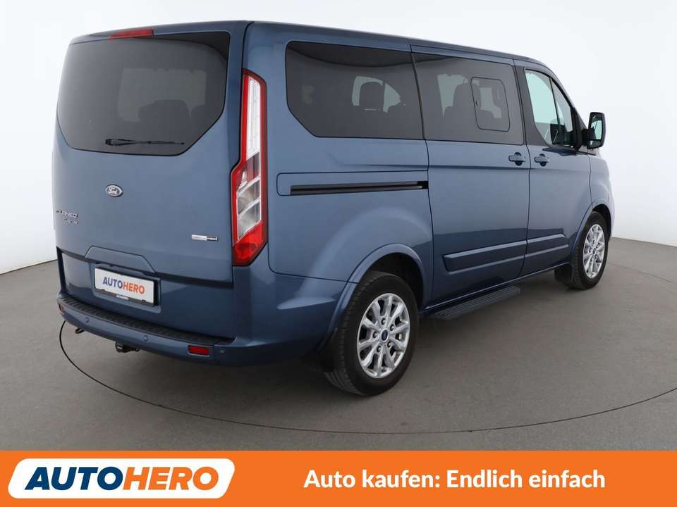 Ford Tourneo Custom - Imagem 6