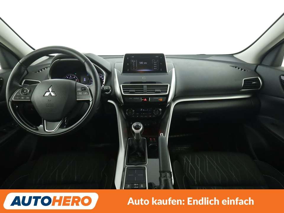Mitsubishi Eclipse Cross - Imagem 12