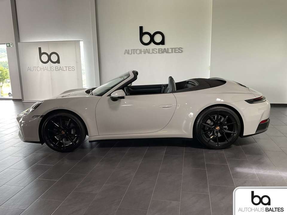 Porsche 992 - Imagem 4
