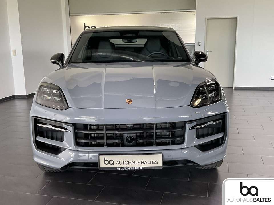 Porsche Cayenne - Imagem 2